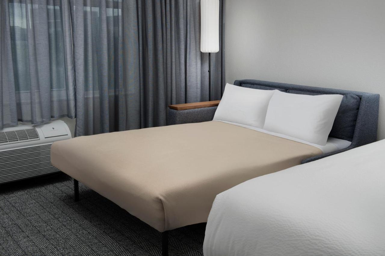 Courtyard By Marriott Savannah Downtown - Historic District Exterior foto